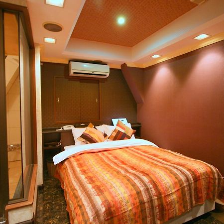 Hotel Celavie Osakajokitazume (Adults Only) Exteriör bild