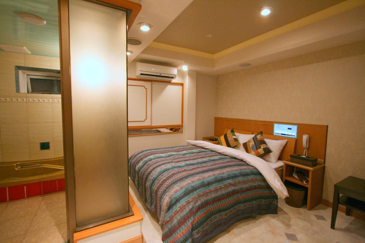 Hotel Celavie Osakajokitazume (Adults Only) Exteriör bild